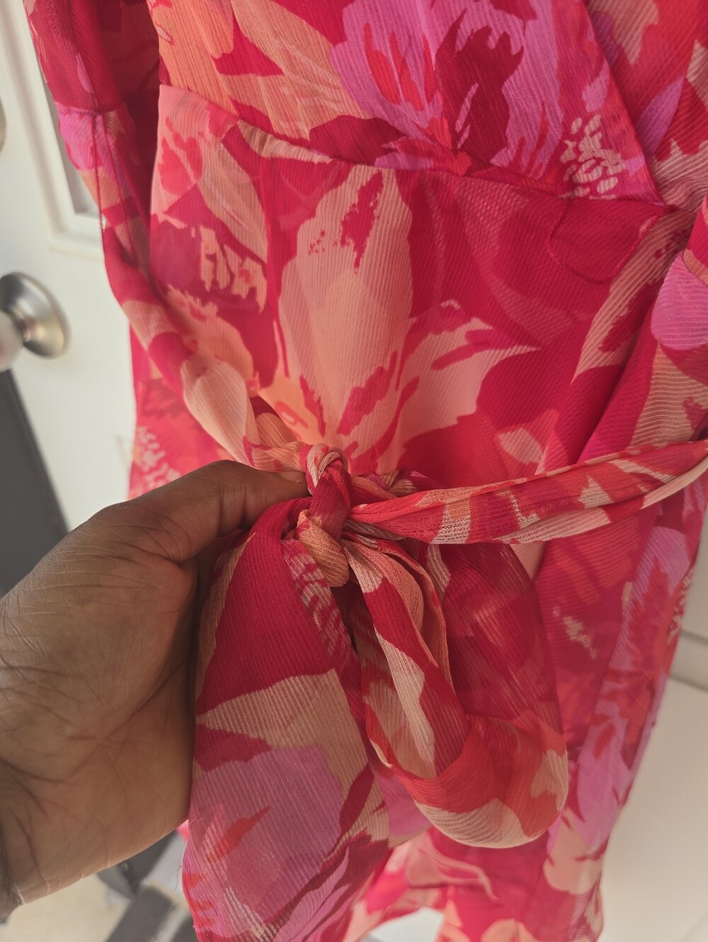 Tahari ASL Floral Wrap Dress Size 14 Pink Red Chiffon Belted Ruffle Wedding Gues - Picture 5 of 10